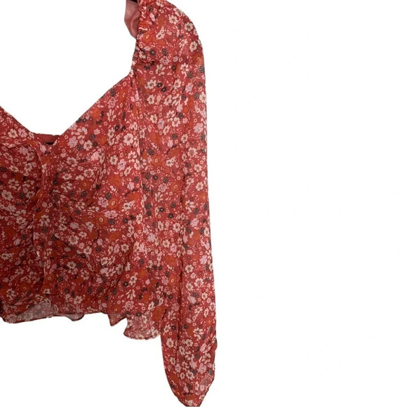 Lulus Women’s floral print ruched long sleeve top Feminine romantic size large - Picture 7 of 14